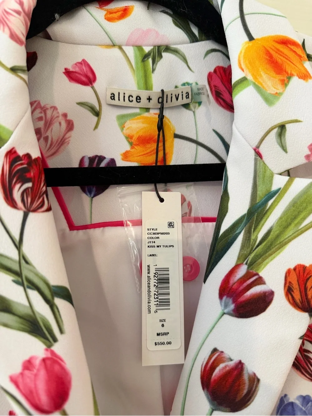 Alice + Olivia White Floral Tulip Print Blazer with Multicolor Blooms - Picture 3 of 4